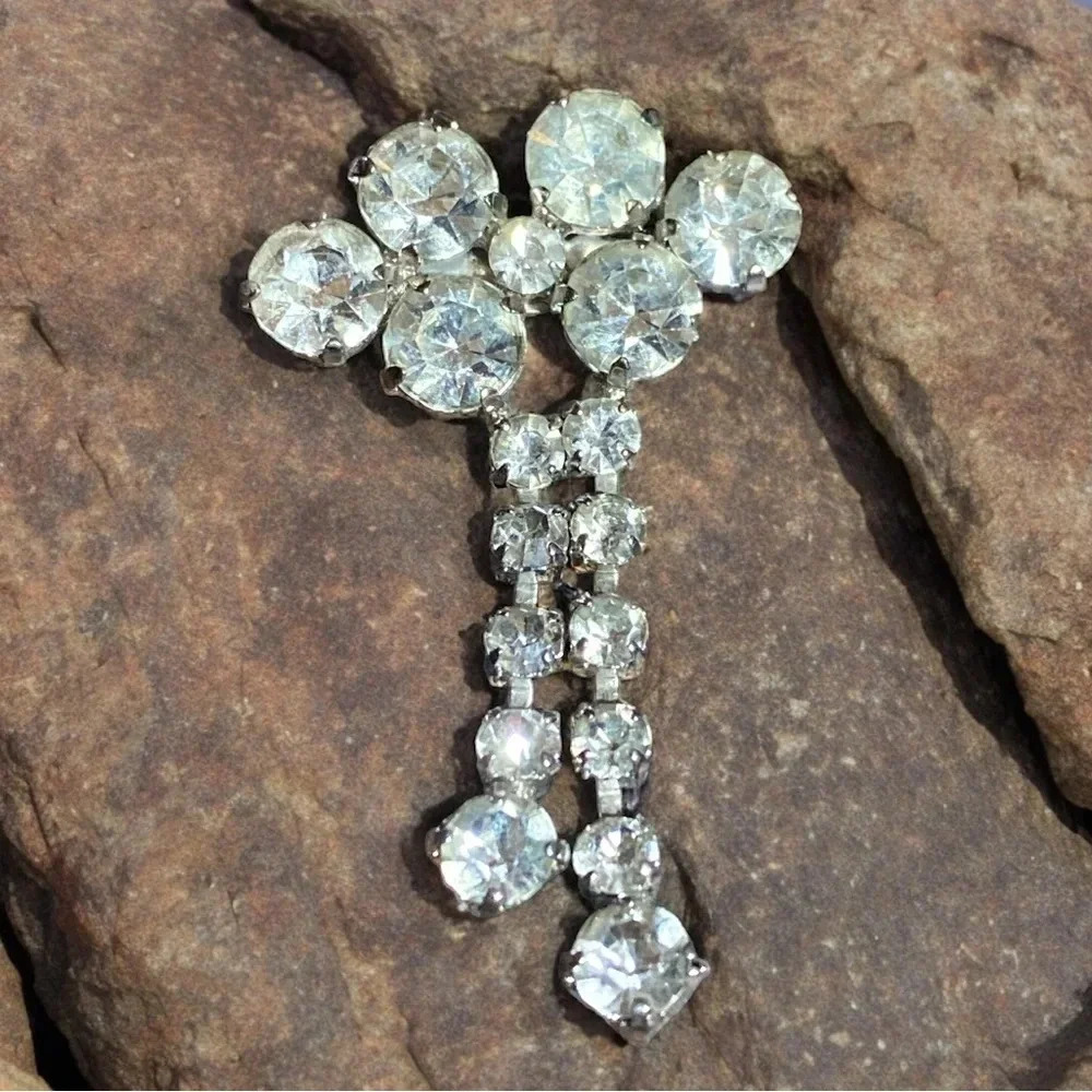 Vintage Rhinestone Dangle Silver Tone Brooch
